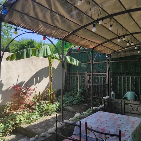 Au Petit Florian En Provence Apartment Apt Exterior photo